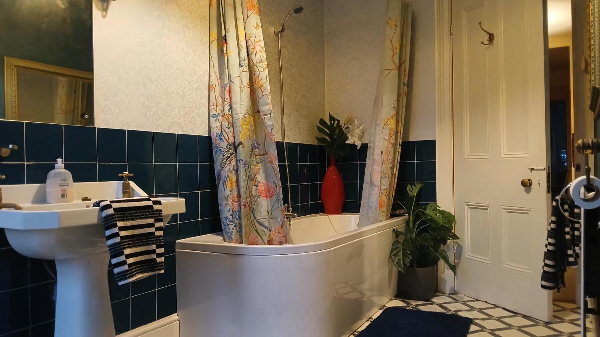 Large Mach Apartment At Pen Y Coed Hall Долгелай Екстериор снимка